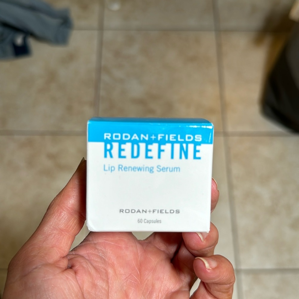 Rodan and fields lip renewing serum - brand new in box. Still sealed
